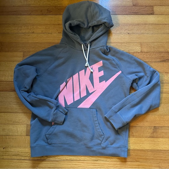 Nike Gray Hoodie Pink Big Nike Swoosh Pull Over Sweatshirt Women's L Red Tag(o - Picture 1 of 9